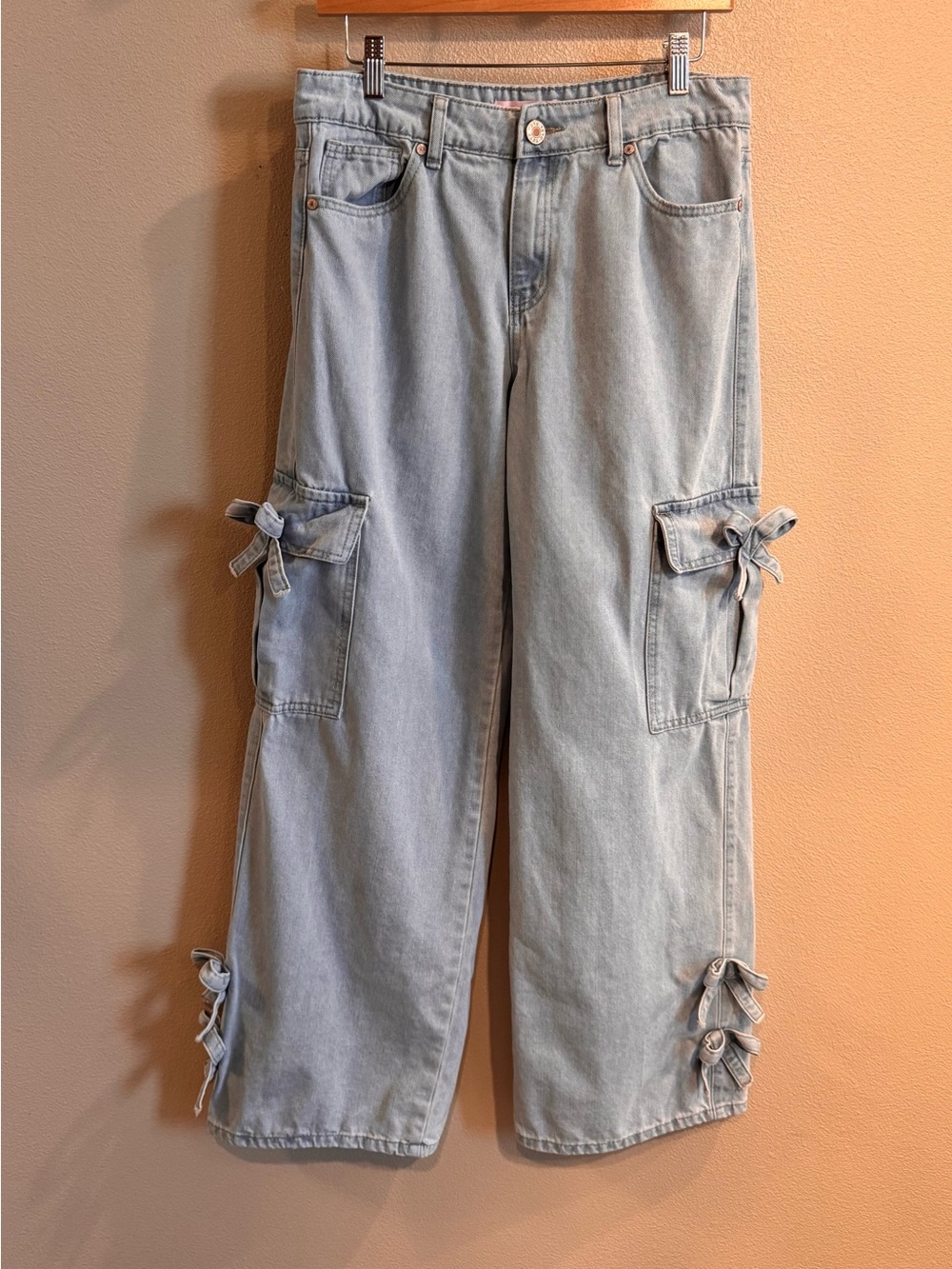 Light Wash Wide Leg Cargo Jeans with Bow Tie Details